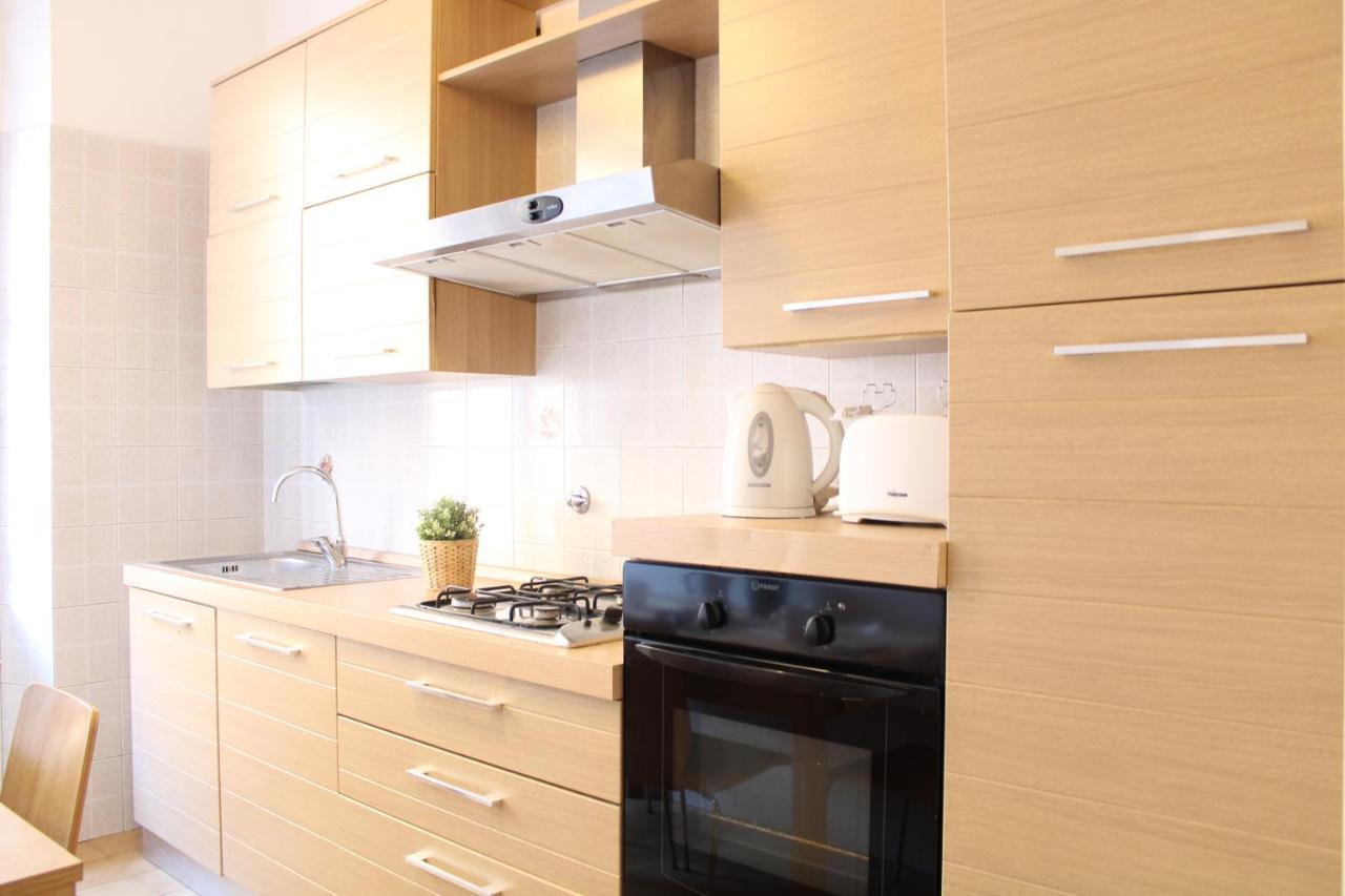 Appartamento Re Di Roma/Cozy Flat For Six Persons Zewnętrze zdjęcie