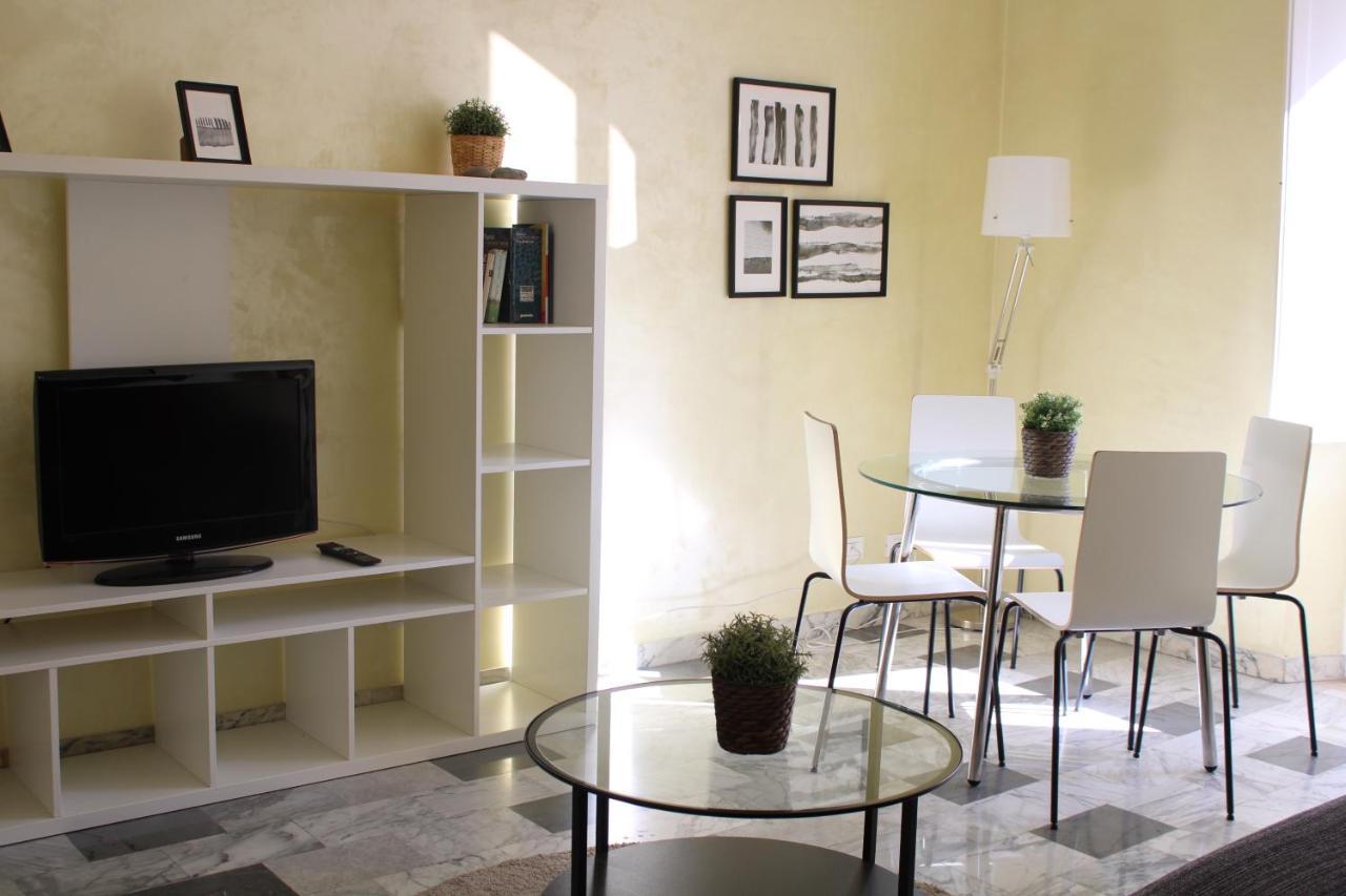 Appartamento Re Di Roma/Cozy Flat For Six Persons Zewnętrze zdjęcie